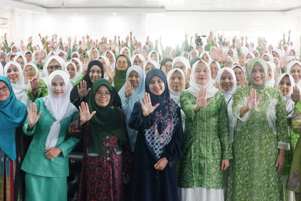 Tiga Inovasi Strategis Fatayat NU Lamongan di Harlah Ke-76: Kukuhkan LKP3A, Luncurkan Website, dan Bentuk IKA FNU