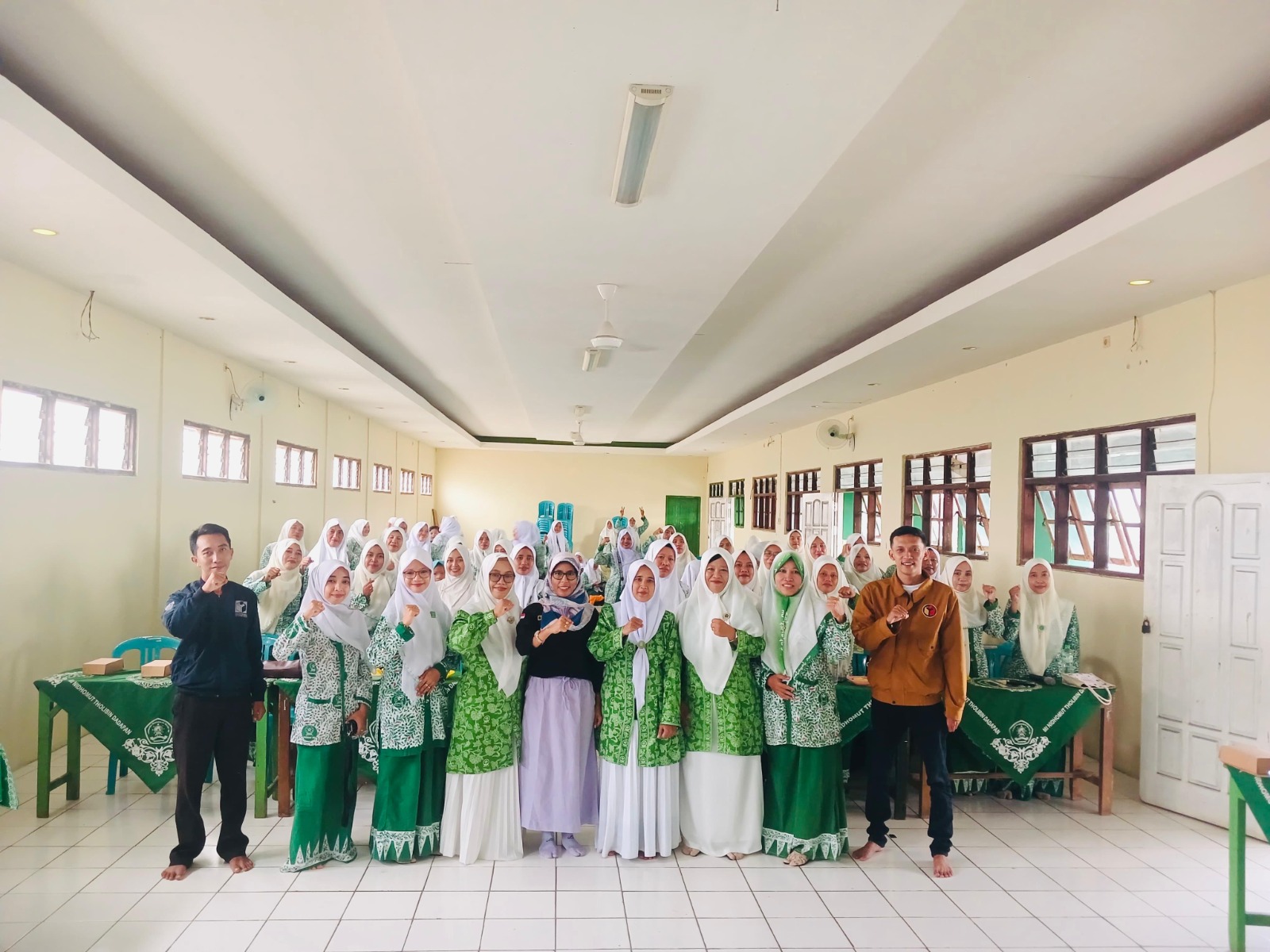 PC Fatayat NU Gelar Literasi Demokrasi Di Solokuro, Dorong Pengawasan Partisipatif dan Tolak Politik Uang